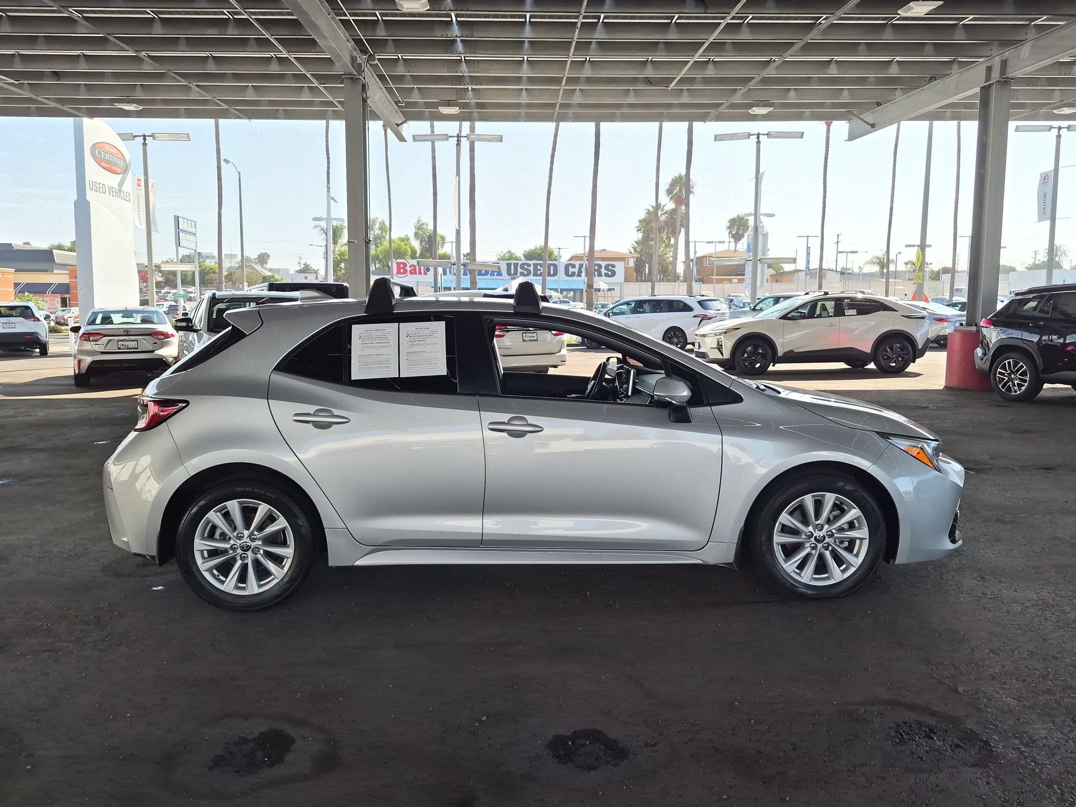 2024 Toyota Corolla Hatchback SE