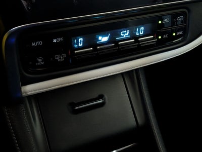 2018 Toyota COROLLA iM 5DR HB SE CVT