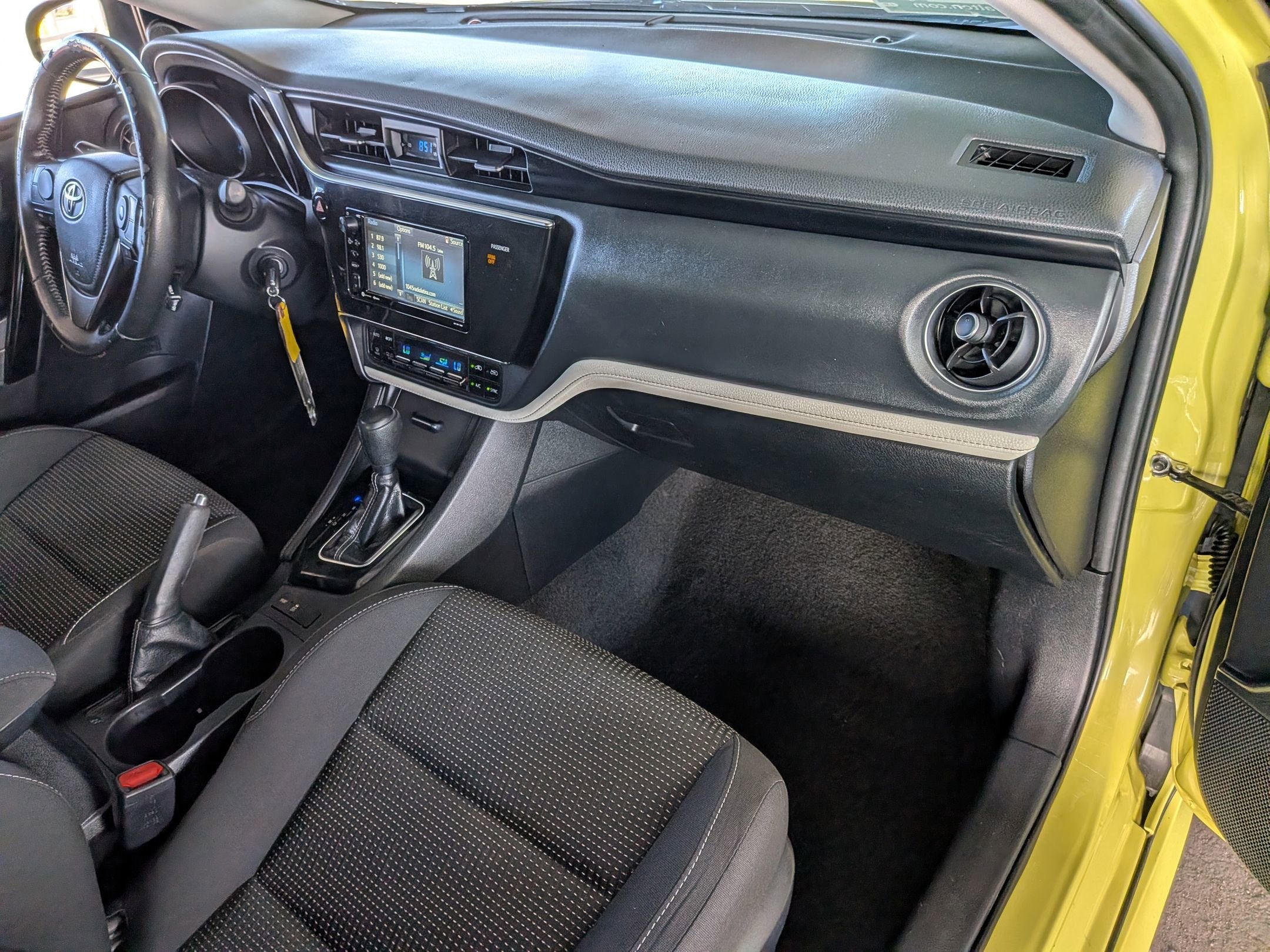 2018 Toyota COROLLA iM 5DR HB SE CVT