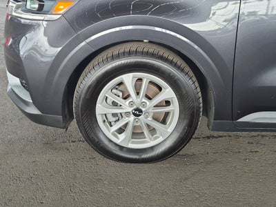 2024 Kia Carnival LX