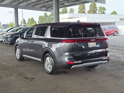 2024 Kia Carnival LX