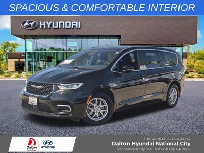 2024 Chrysler Pacifica Touring