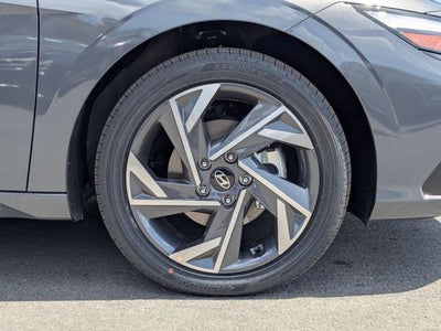 2025 Hyundai Elantra Hybrid Limited
