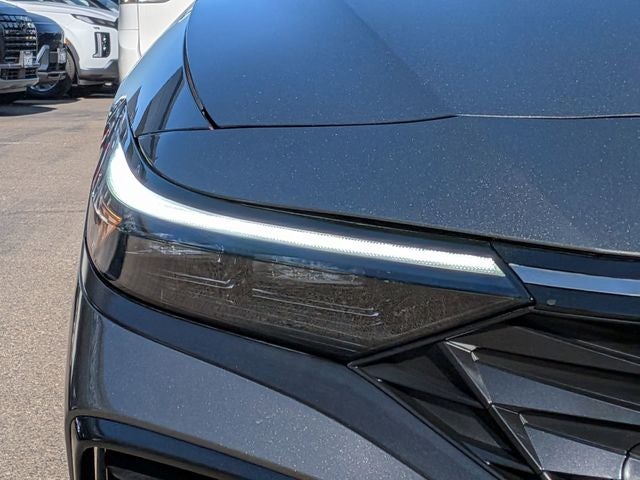 2025 Hyundai Elantra Hybrid Limited