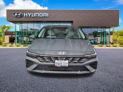 2025 Hyundai Elantra Hybrid Limited