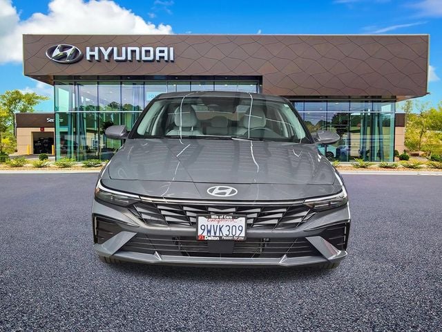 2025 Hyundai Elantra Hybrid Limited