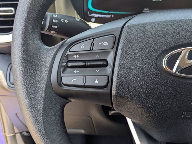 2025 Hyundai Venue SE