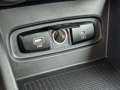 2025 Hyundai Venue SE