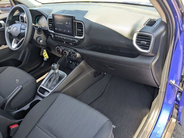 2025 Hyundai Venue SE