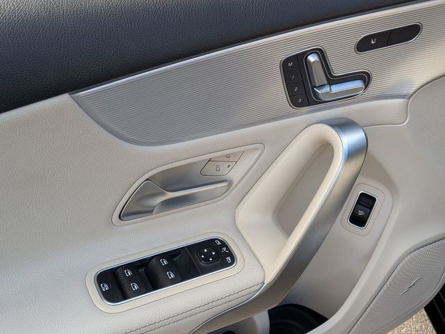 2021 Mercedes-Benz A-Class A 220