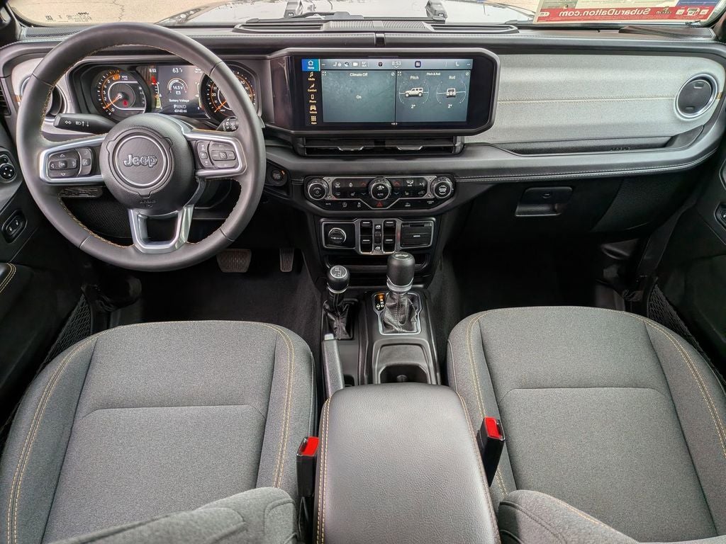 2025 Jeep Wrangler Sahara