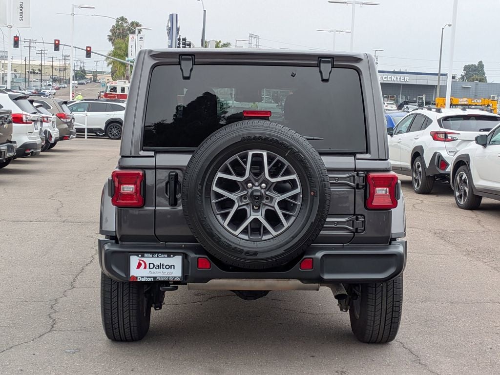 2025 Jeep Wrangler Sahara