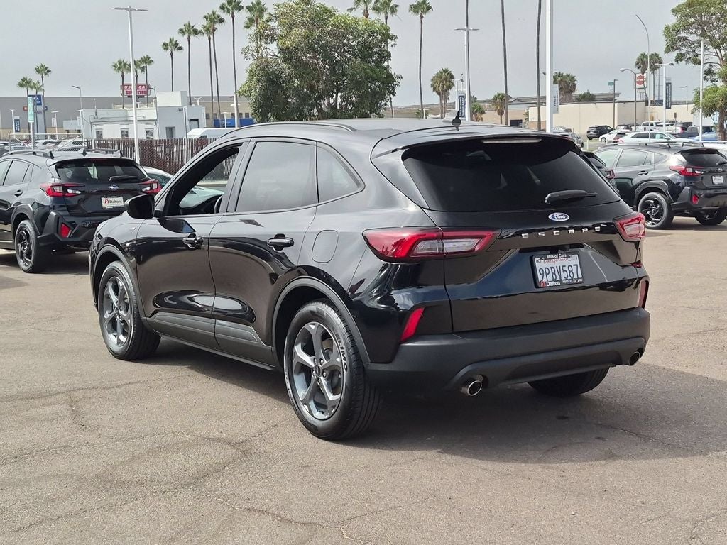 2025 Ford Escape ST-Line