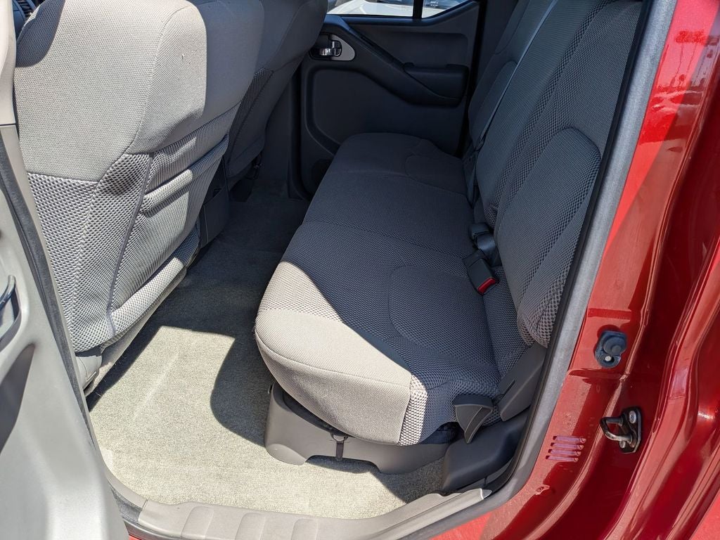 2016 Nissan Frontier SV