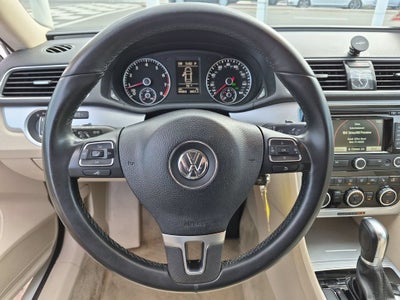 2012 Volkswagen Passat 2.5 SE