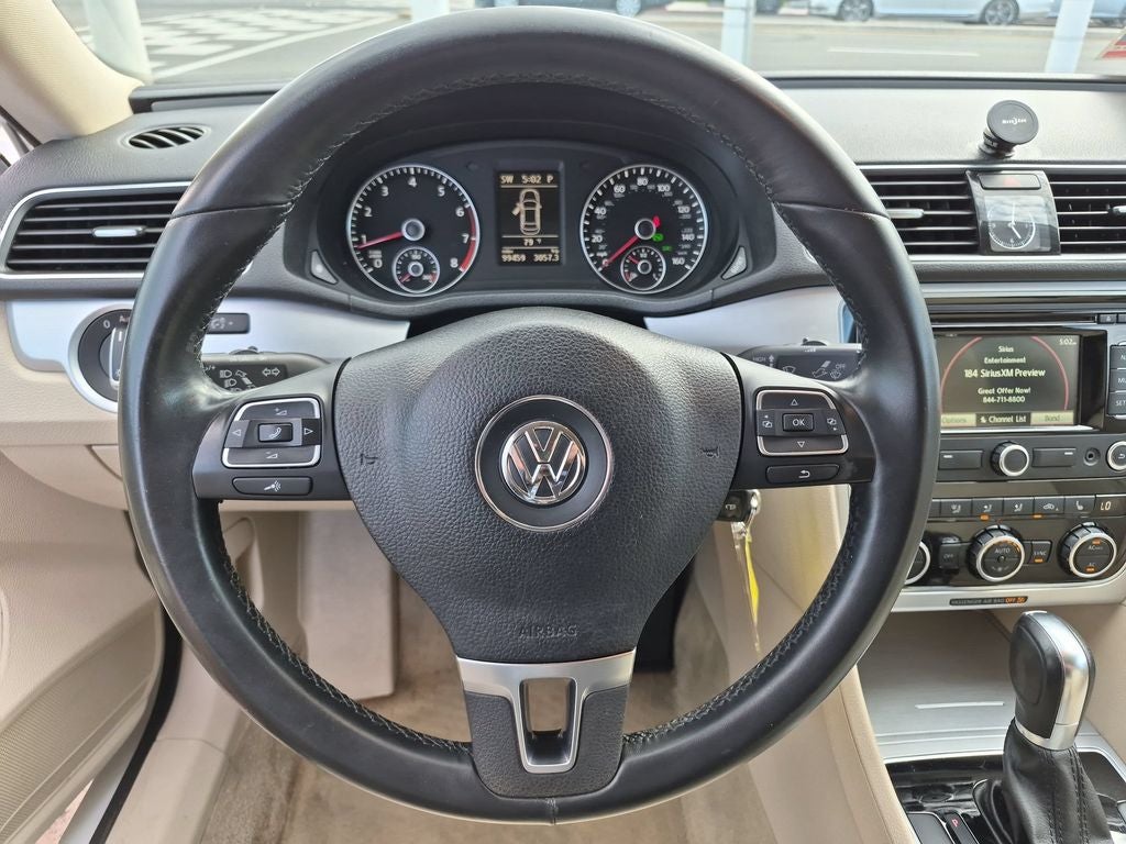 2012 Volkswagen Passat 2.5 SE