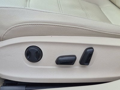 2012 Volkswagen Passat 2.5 SE