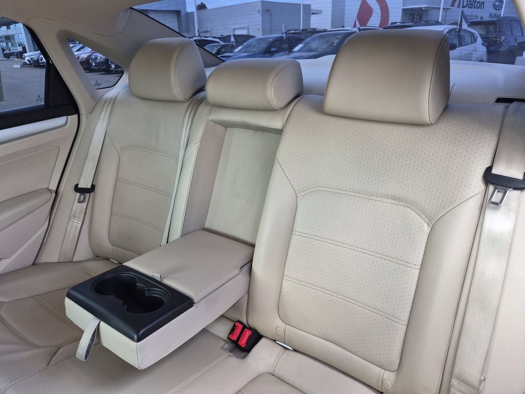 2012 Volkswagen Passat 2.5 SE