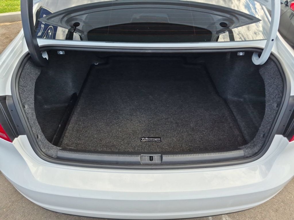 2012 Volkswagen Passat 2.5 SE