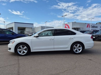 2012 Volkswagen Passat 2.5 SE