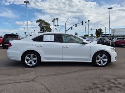 2012 Volkswagen Passat 2.5 SE