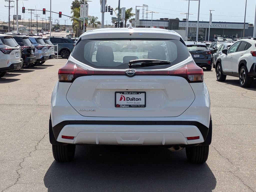 2024 Nissan Kicks S