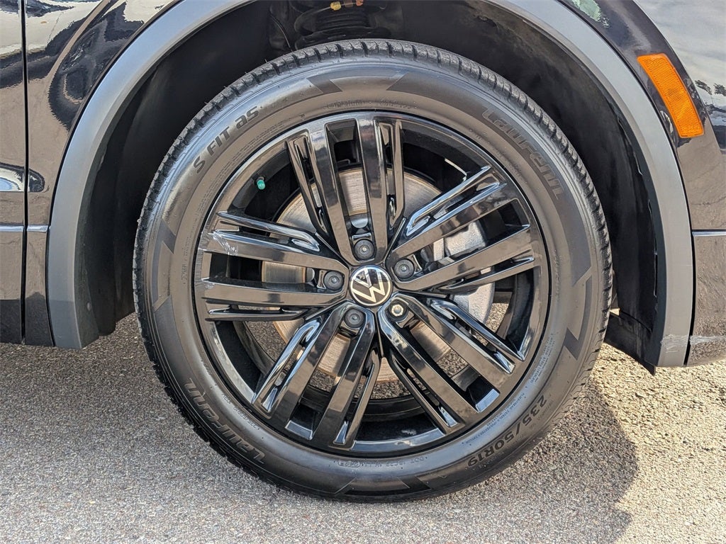 2022 Volkswagen Tiguan 2.0T SE R-Line Black