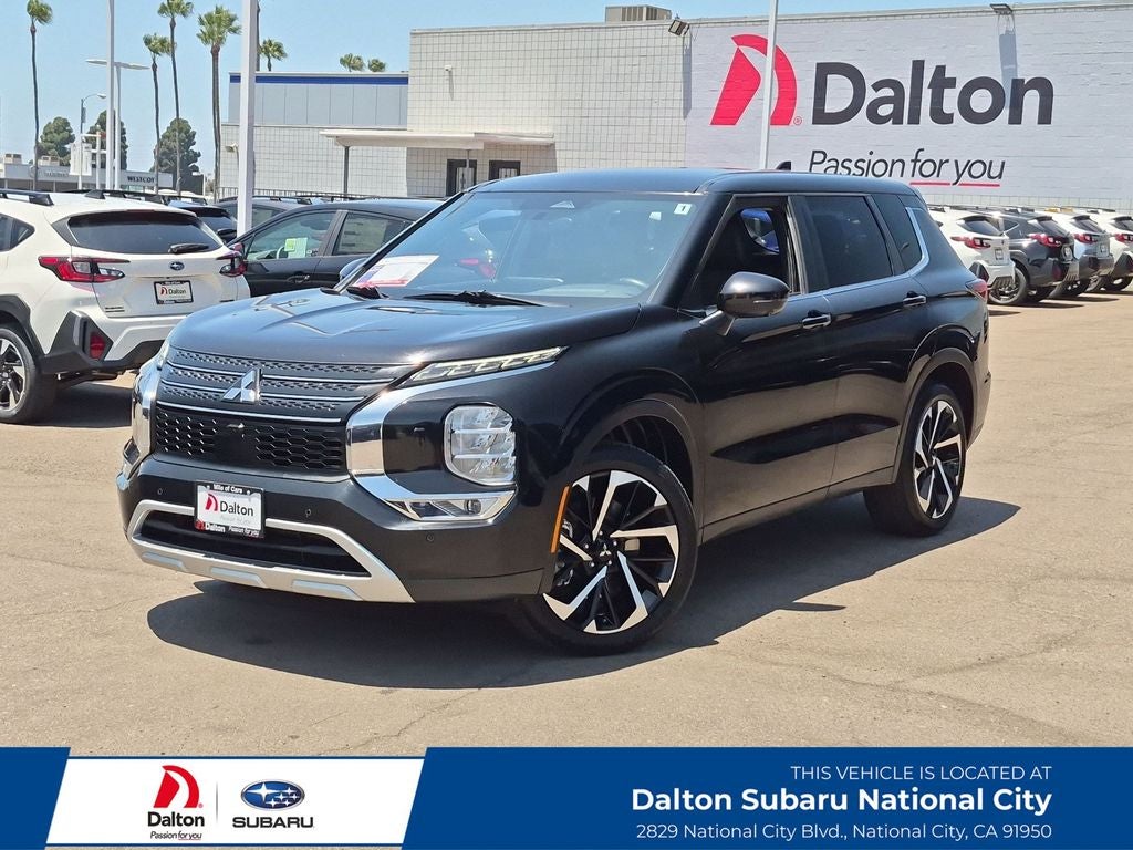2024 Mitsubishi Outlander SE