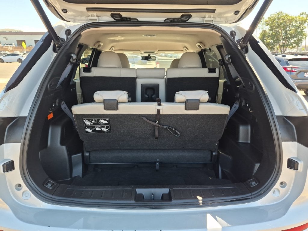 2024 Mitsubishi Outlander PHEV SEL