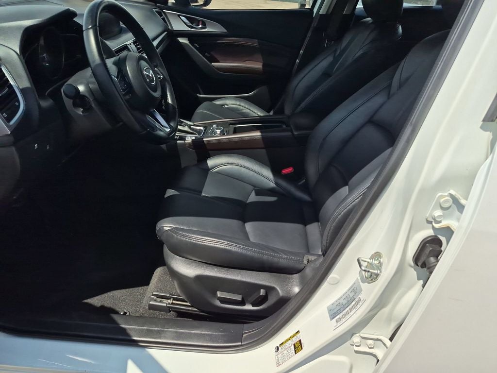 2018 Mazda Mazda3 Touring