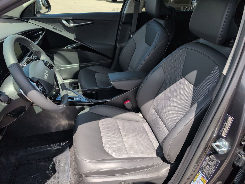 2024 Kia Niro EX