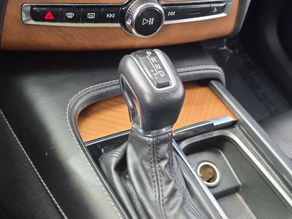 2020 Volvo XC90 T6 Inscription