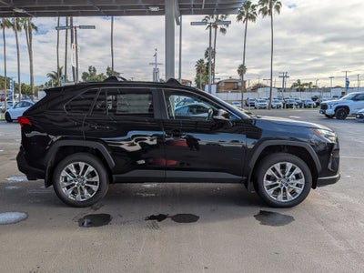 2025 Toyota RAV4 XLE Premium