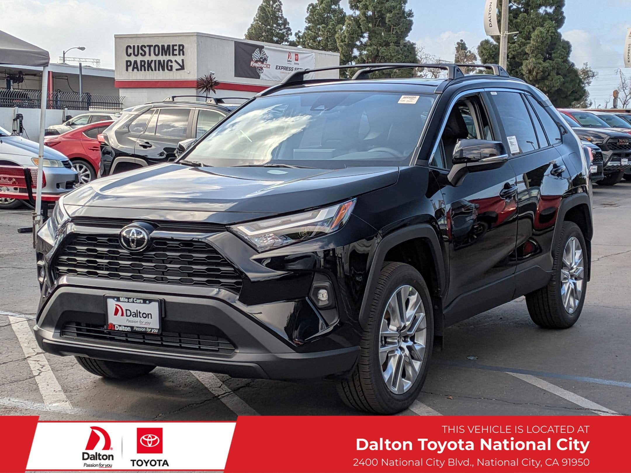 2025 Toyota RAV4 XLE Premium