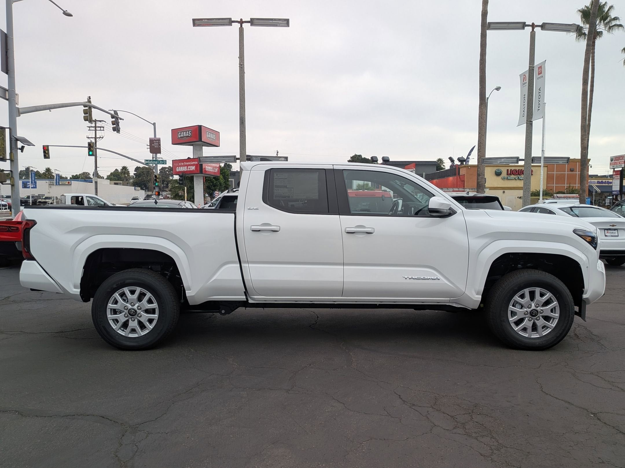 2025 Toyota Tacoma SR5