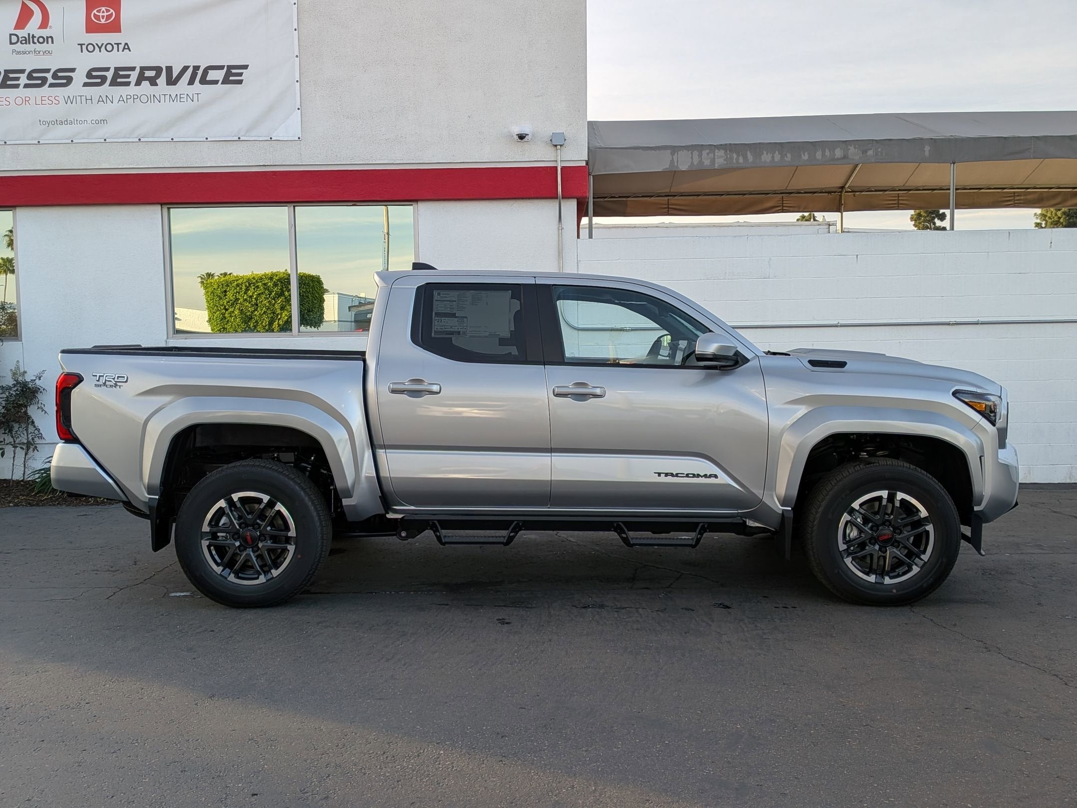 2026 Toyota Tacoma i-FORCE MAX Tacoma TRD Sport