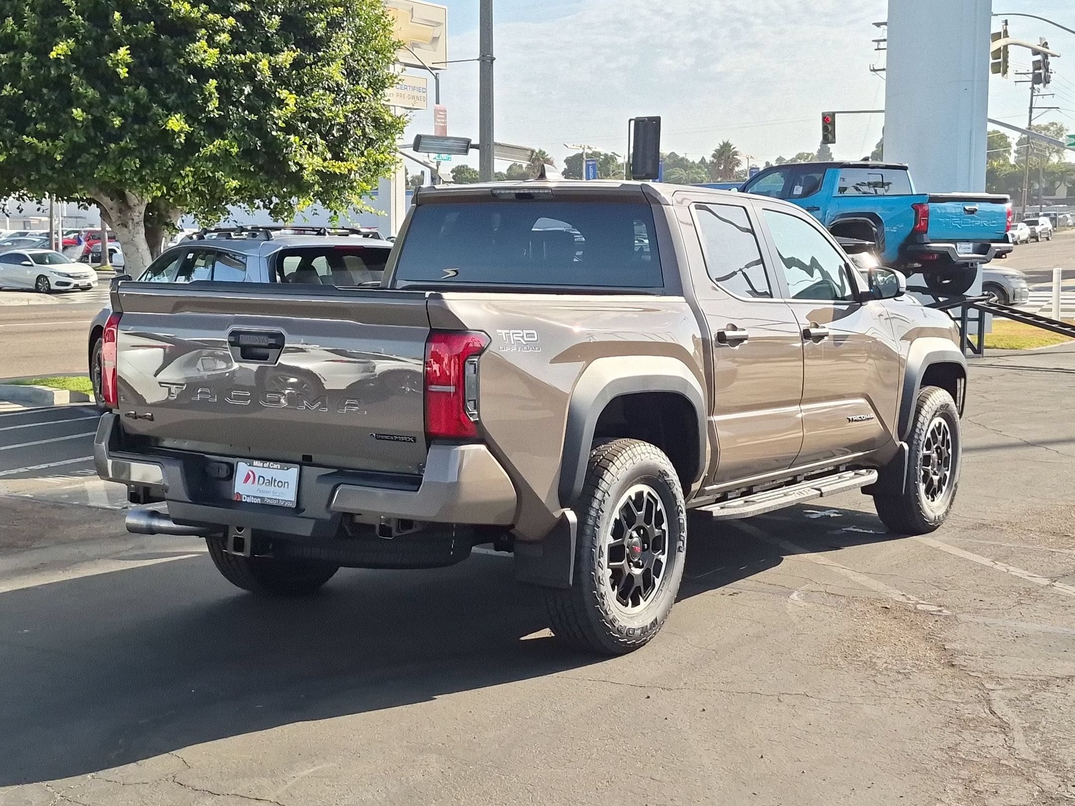 2026 Toyota Tacoma i-FORCE MAX Tacoma TRD Off-Road
