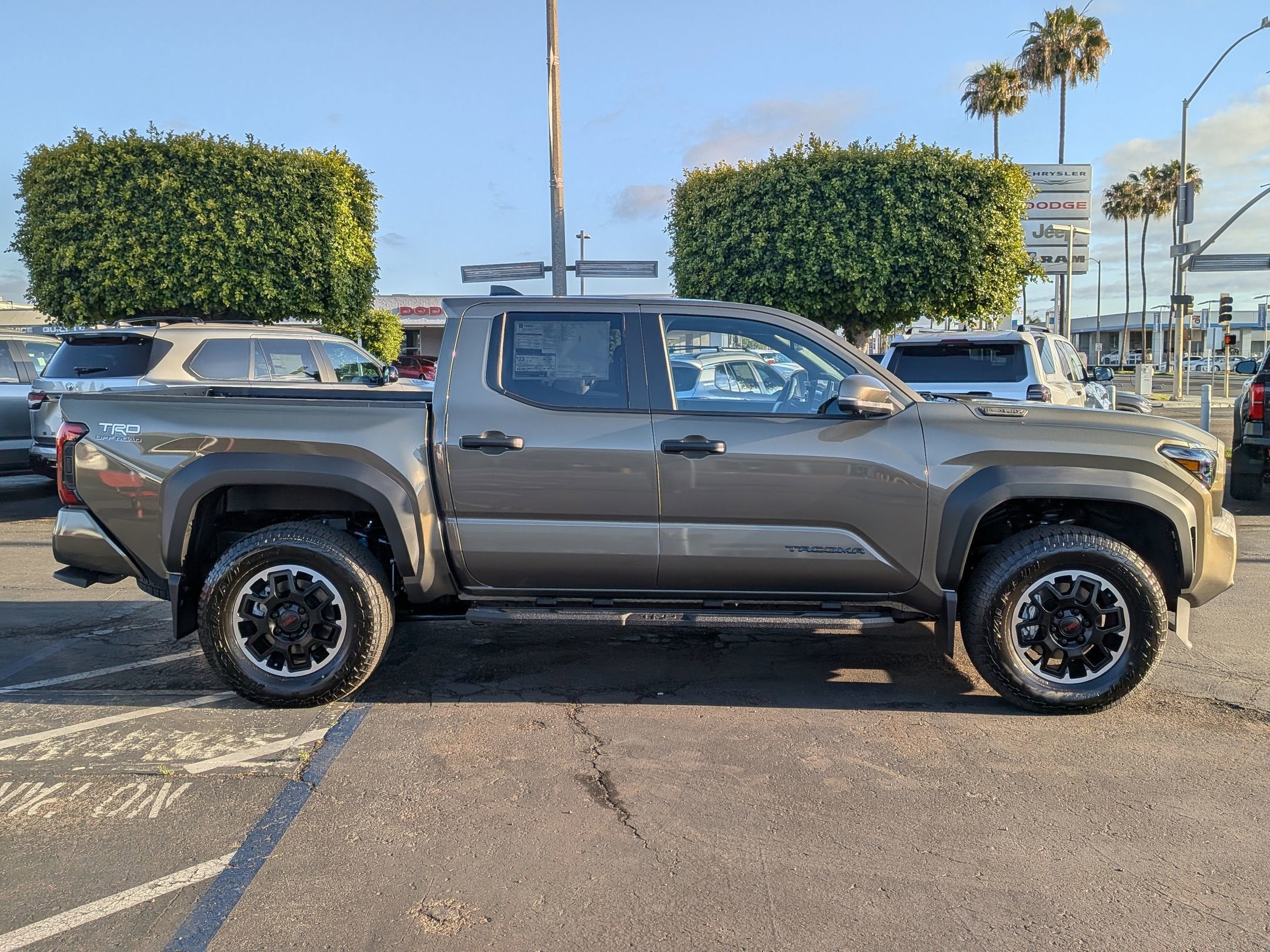 2026 Toyota Tacoma i-FORCE MAX Tacoma TRD Off-Road