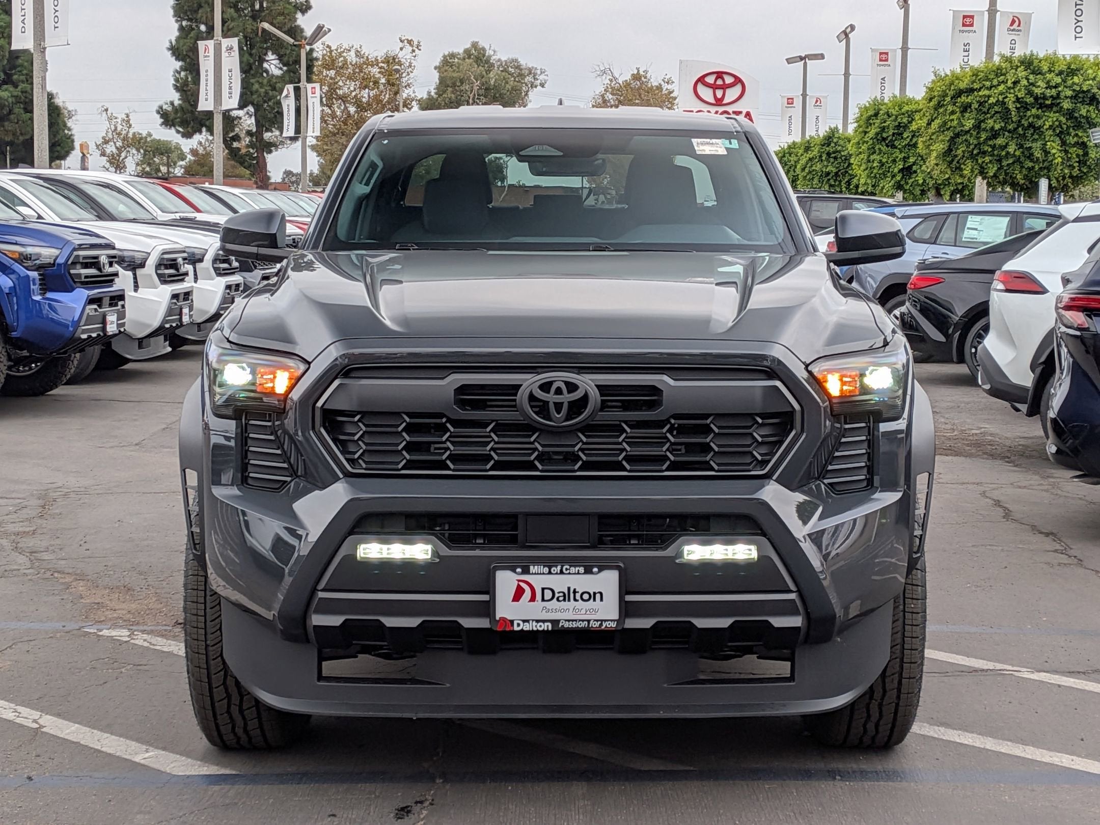 2025 Toyota Tacoma i-FORCE MAX Tacoma TRD Off-Road