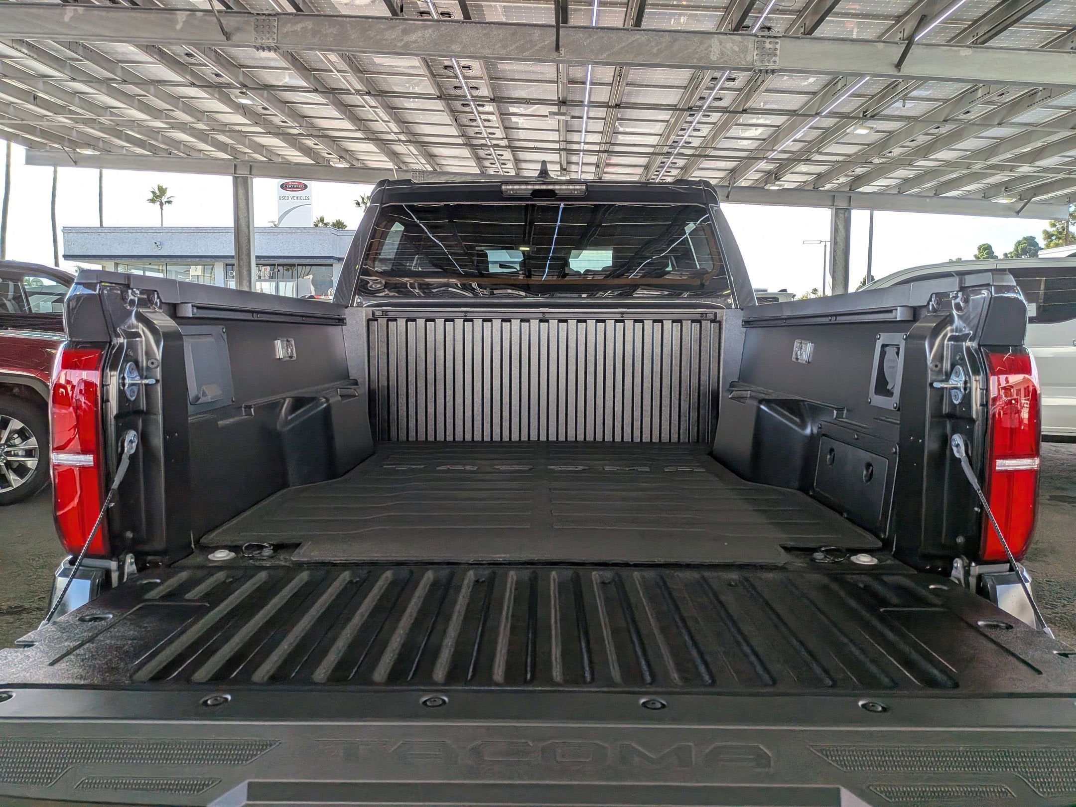 2025 Toyota Tacoma i-FORCE MAX Tacoma TRD Off-Road