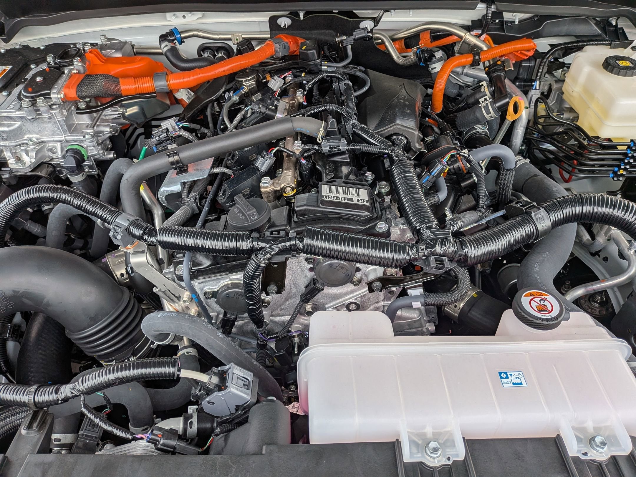 2025 Toyota Tacoma i-FORCE MAX Tacoma TRD Off-Road