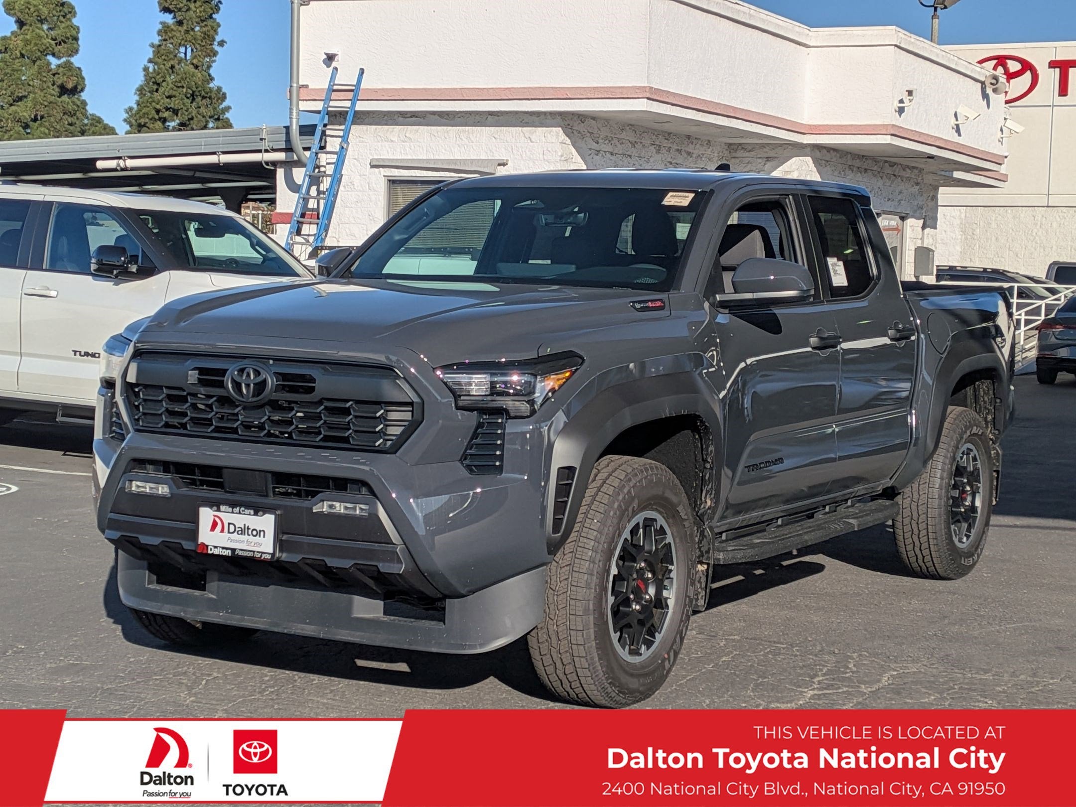 2025 Toyota Tacoma i-FORCE MAX Tacoma TRD Off-Road