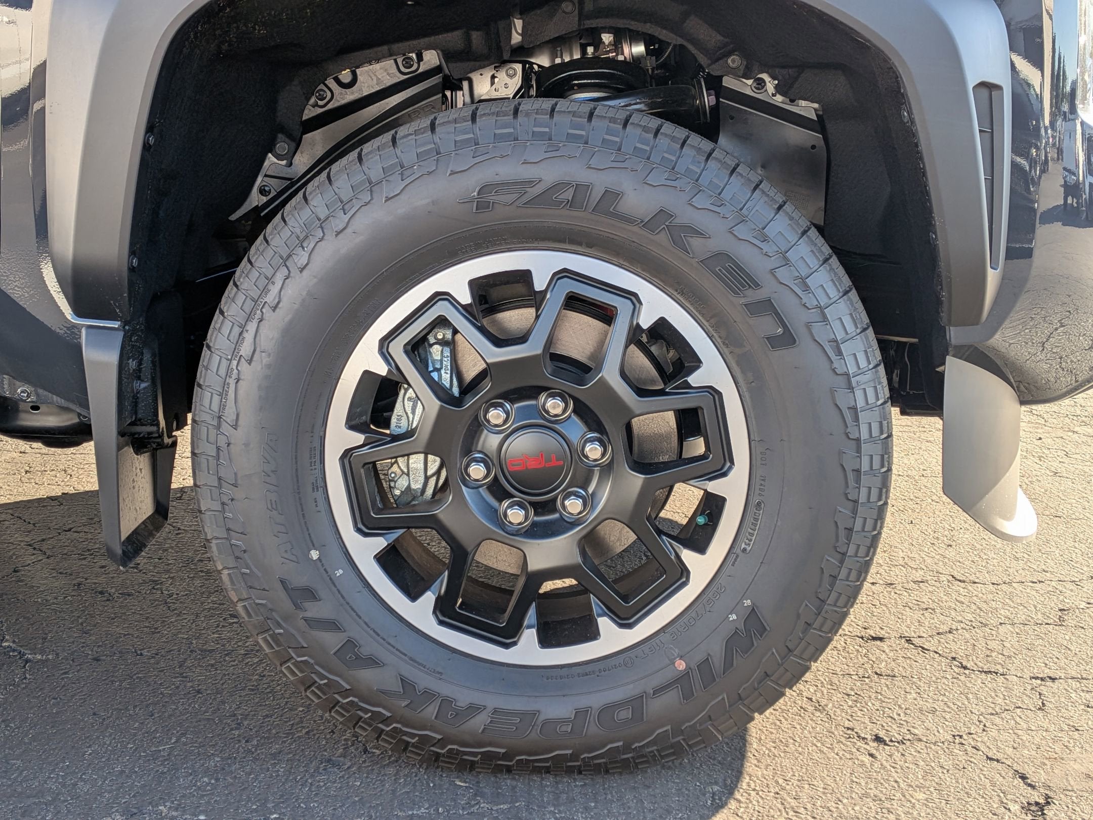 2025 Toyota Tacoma i-FORCE MAX Tacoma TRD Off-Road