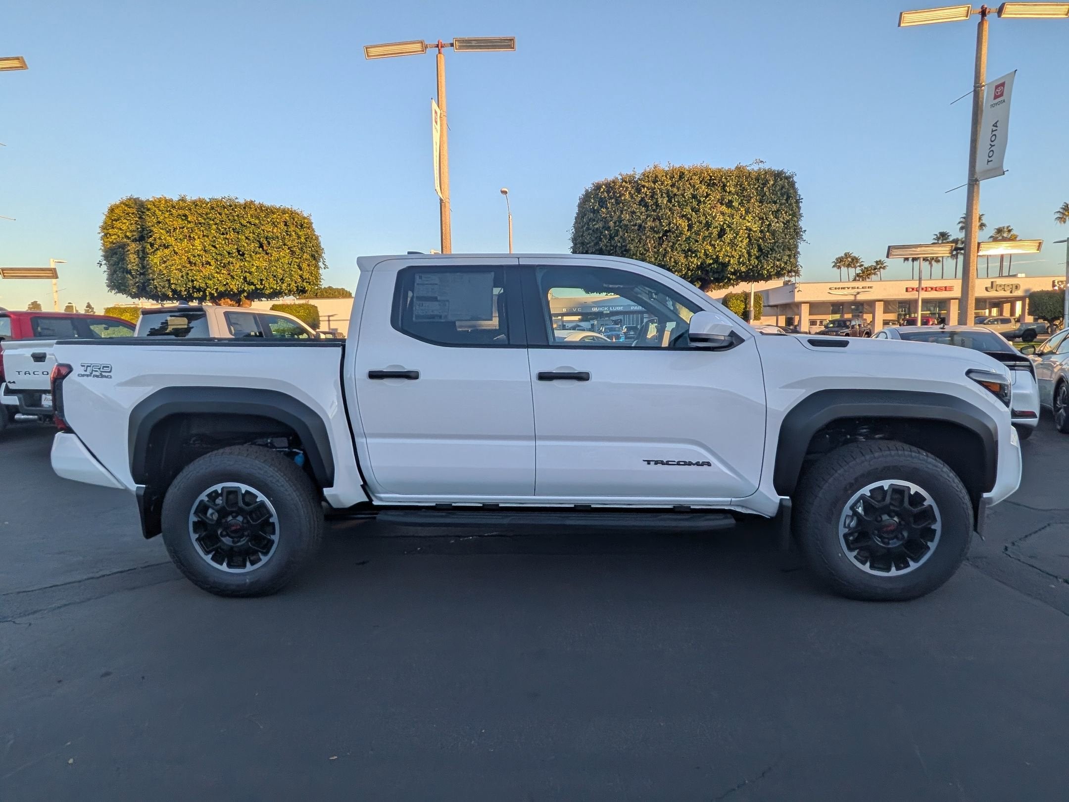 2026 Toyota Tacoma i-FORCE MAX Tacoma TRD Off-Road