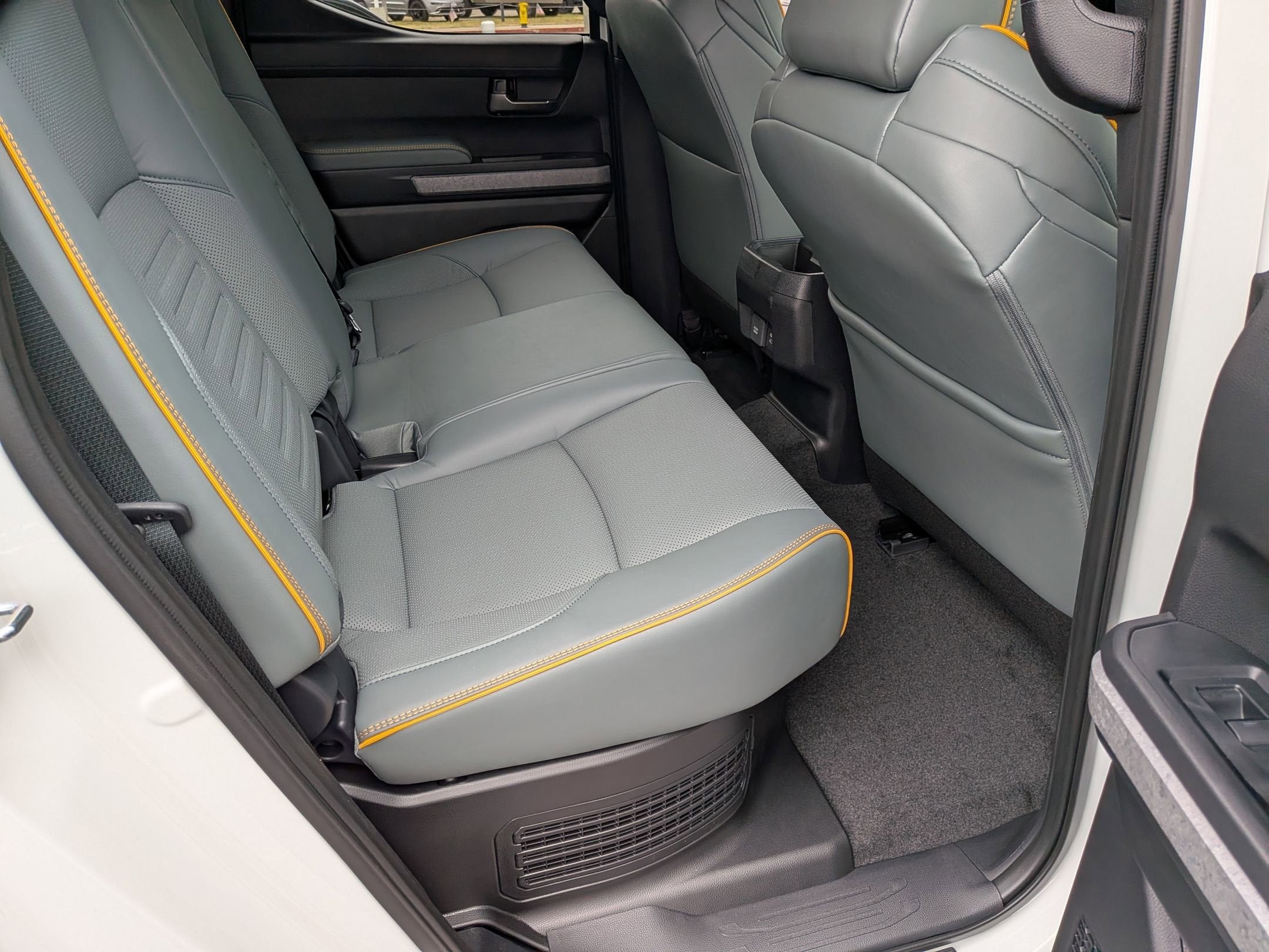 2026 Toyota Tacoma i-FORCE MAX Tacoma Trailhunter