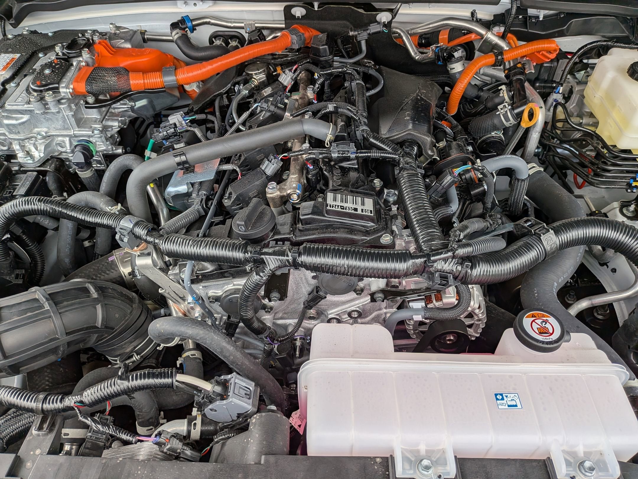 2026 Toyota Tacoma i-FORCE MAX Tacoma Trailhunter