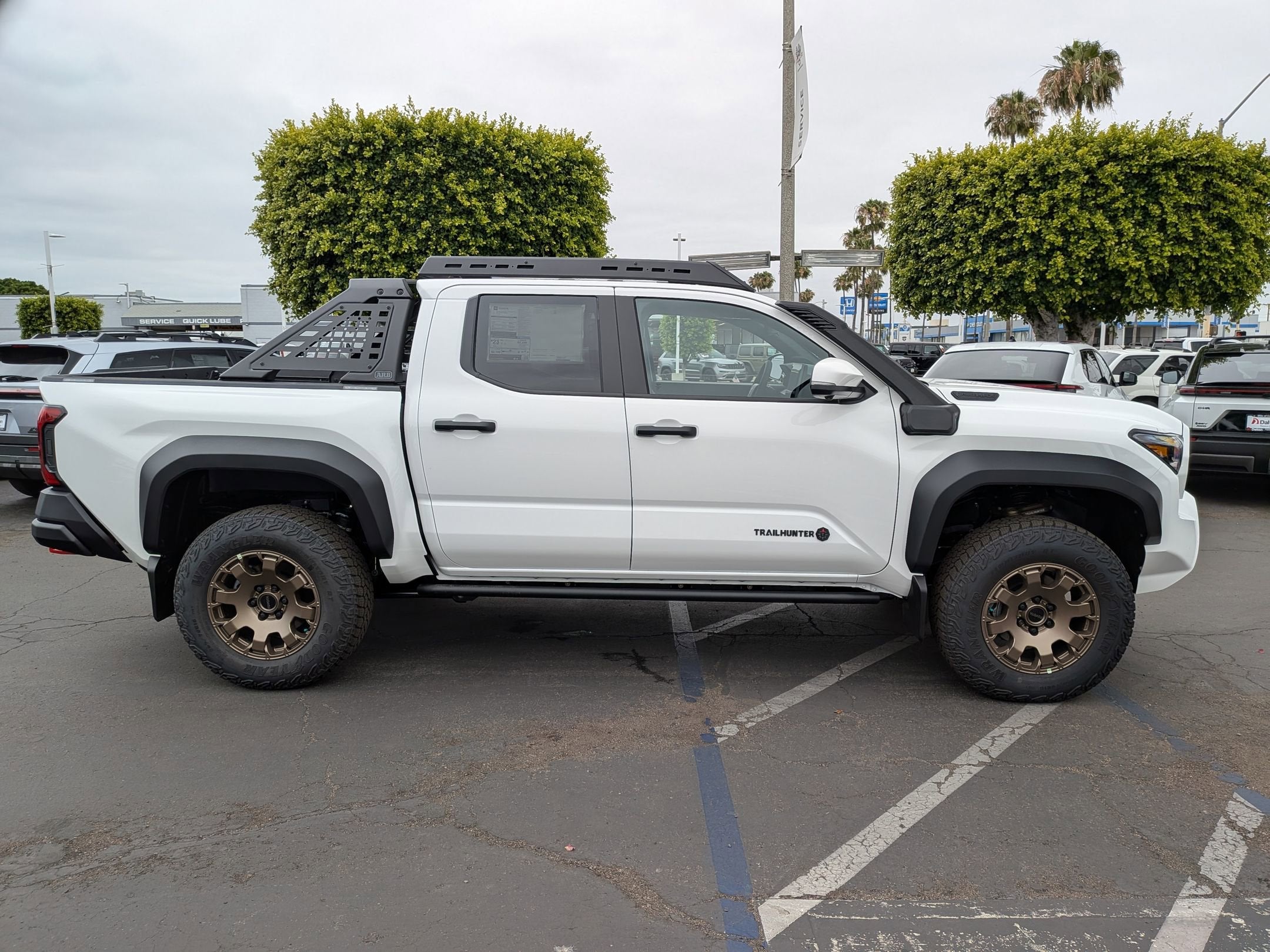 2026 Toyota Tacoma i-FORCE MAX Tacoma Trailhunter