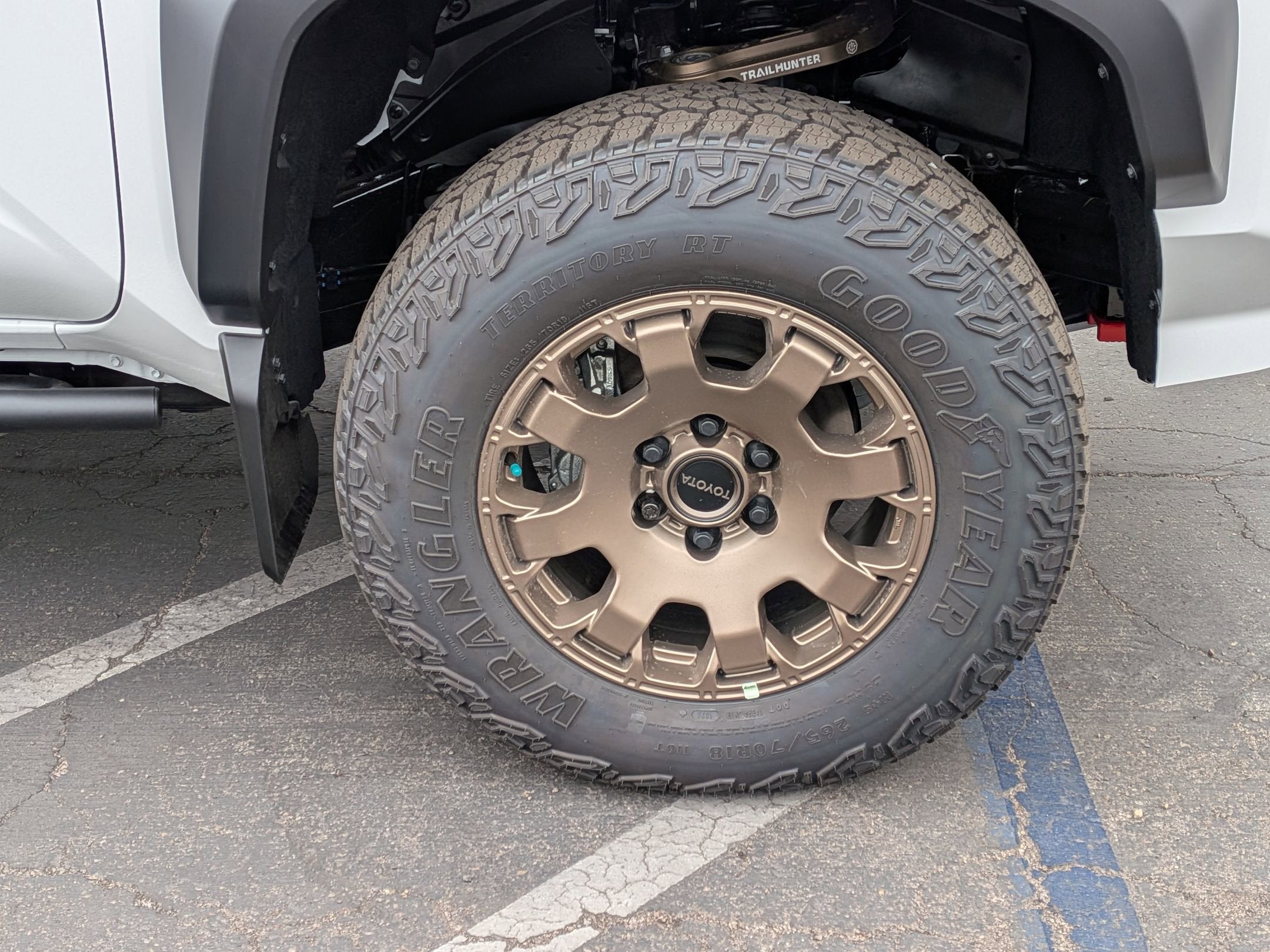 2026 Toyota Tacoma i-FORCE MAX Tacoma Trailhunter