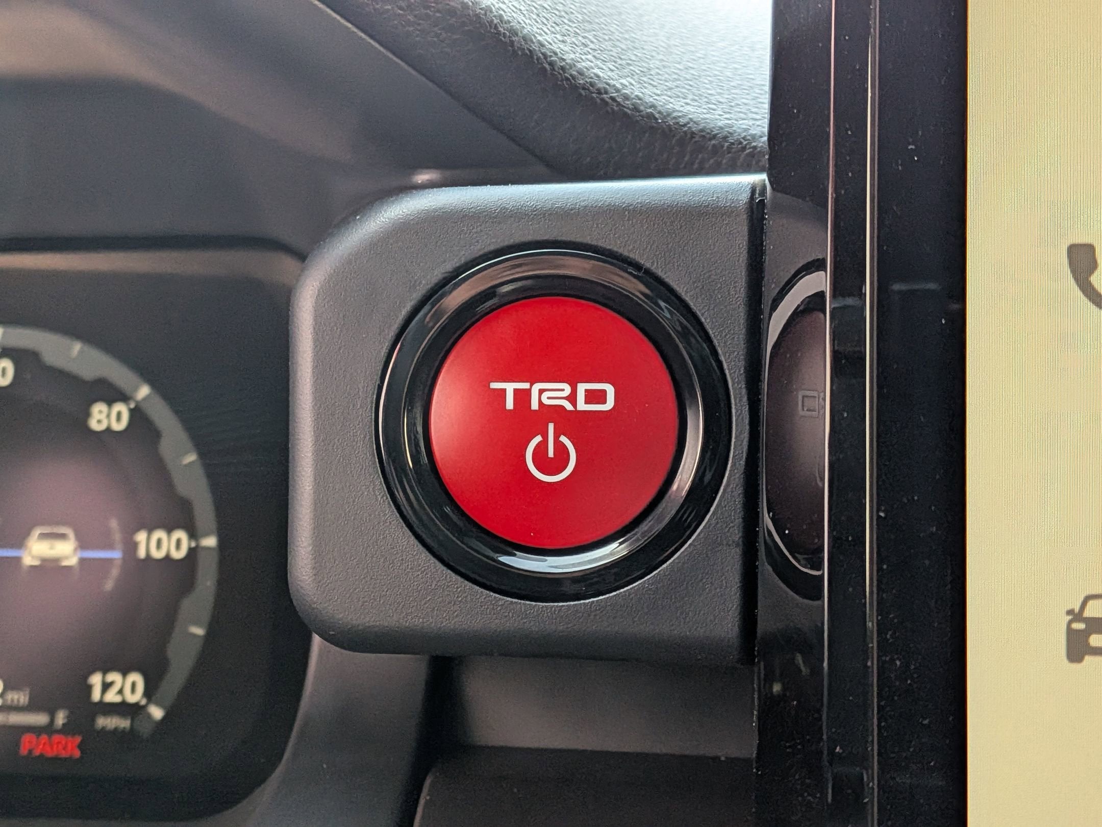 2025 Toyota Tacoma i-FORCE MAX Tacoma TRD Off-Road