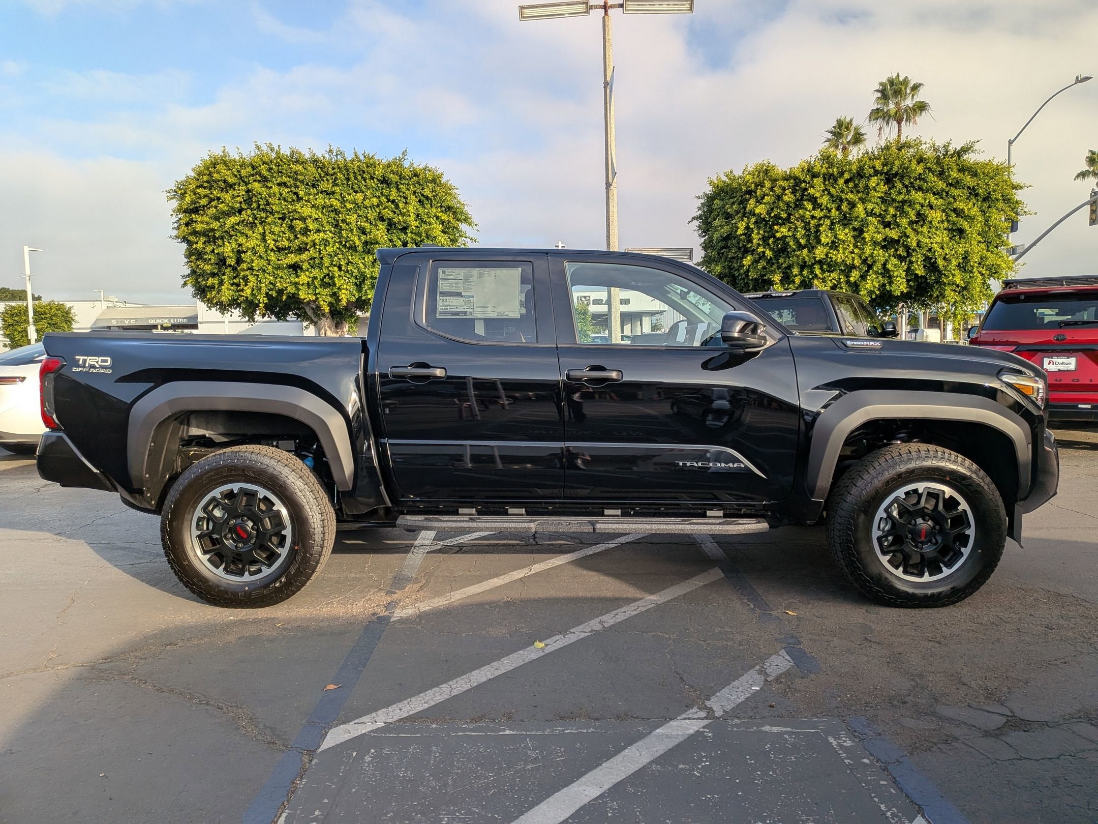 2025 Toyota Tacoma i-FORCE MAX Tacoma TRD Off-Road